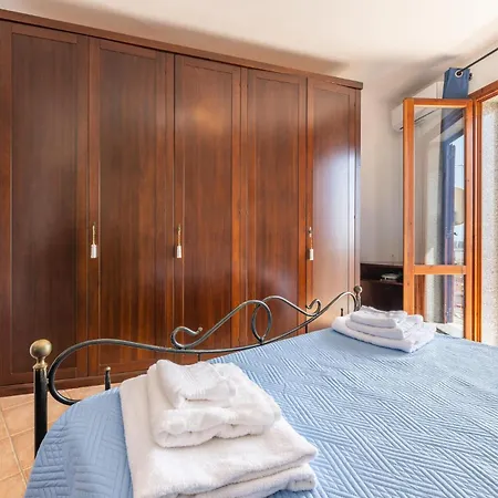 2 Bedroom Stunning In * 칼로포테
