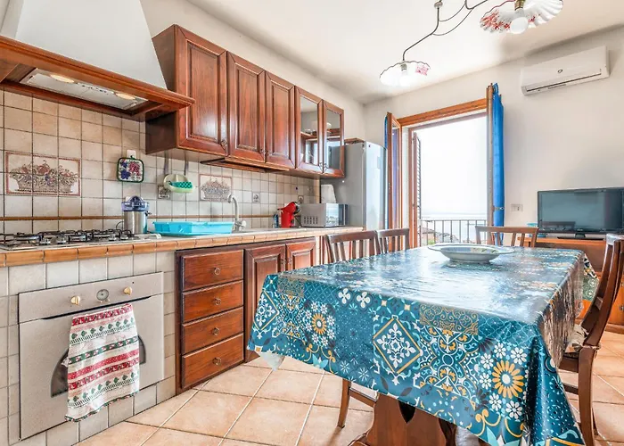 2 Bedroom Stunning In Apartman *