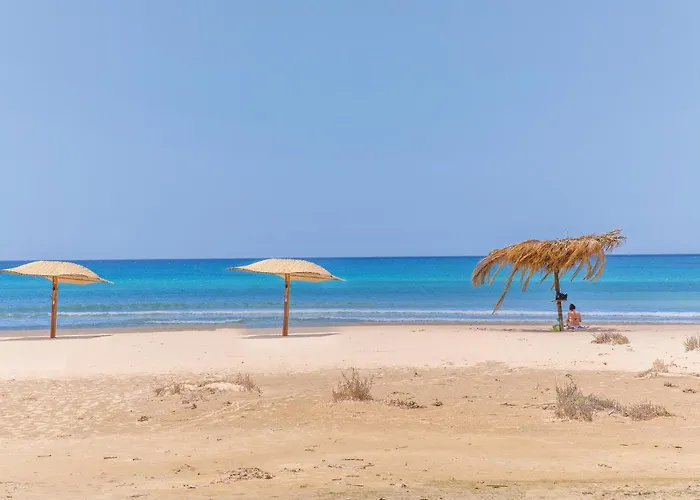 2 Bedroom Stunning In *